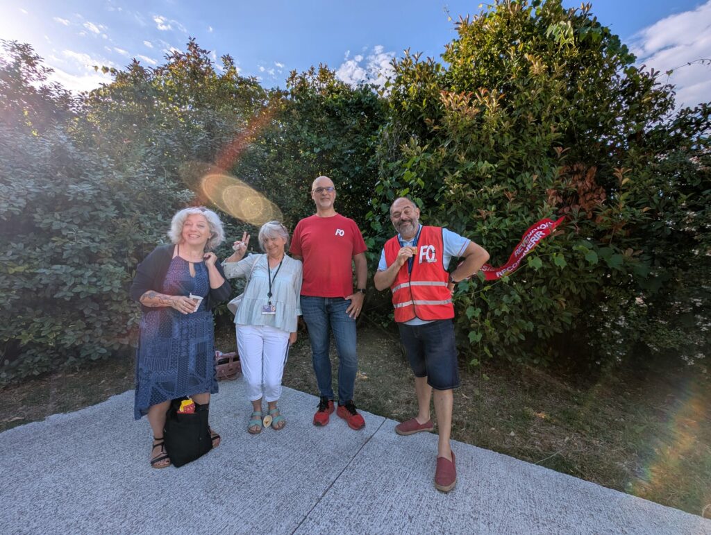 3ème tractage ce matin au siège de Pérols